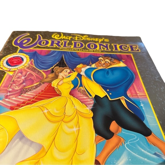 Vtg 1993 Walt Disney Beauty & the Beast on Ice Program Collector's Edition VGC - Picture 5 of 8